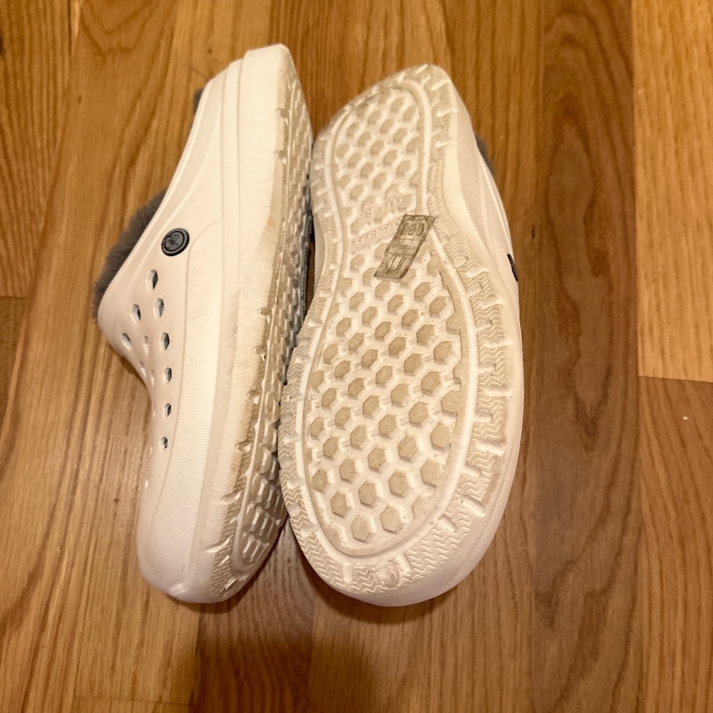 Slip on shoes - Picture 3 of 3